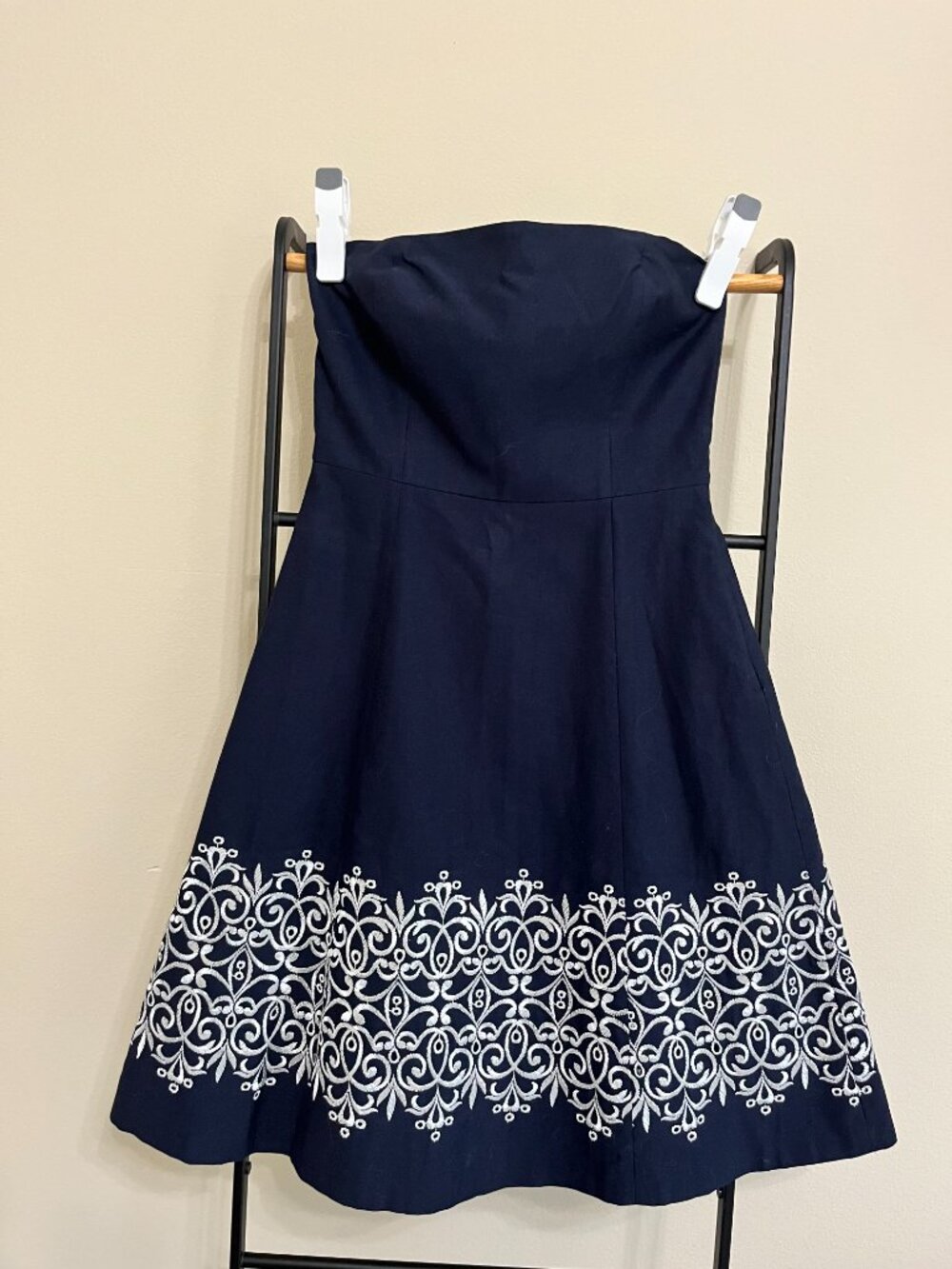 NWT LOFT Strapless Scroll Embroidered two way A-line Coquette Party Dress Size 4 - Picture 3 of 13